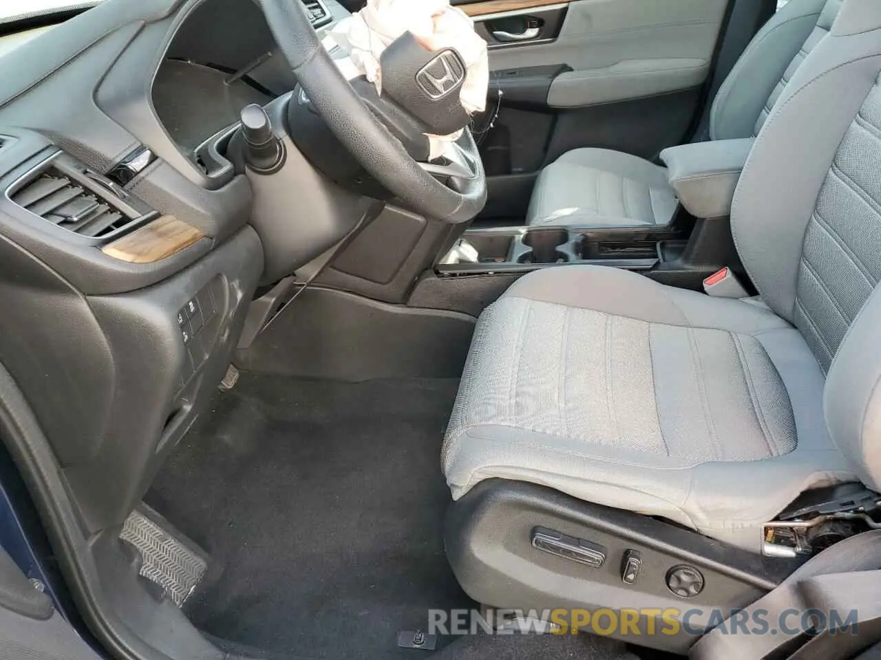 7 Photograph of a damaged car 5J6RW1H53KA013666 HONDA CRV 2019