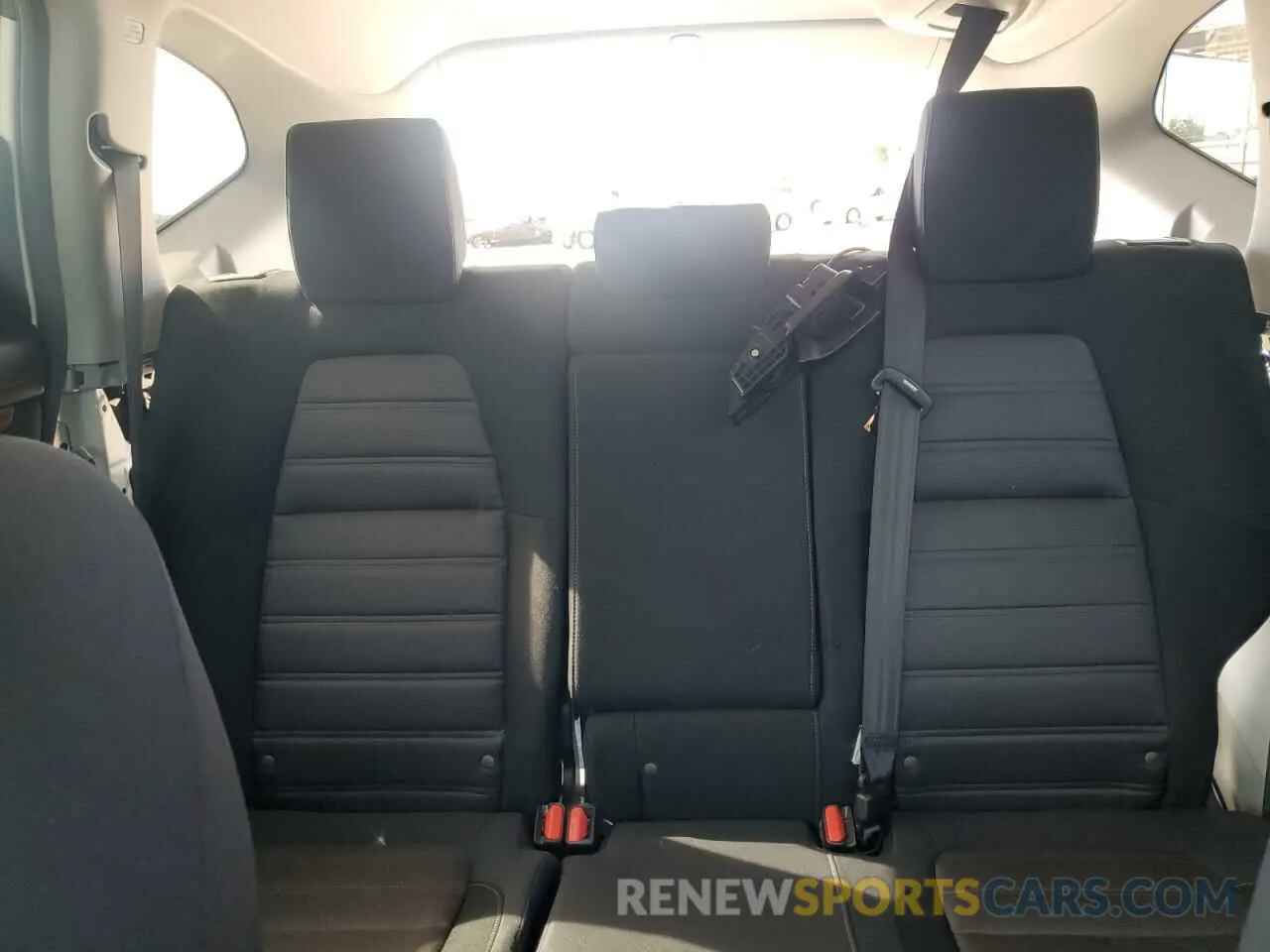 10 Photograph of a damaged car 5J6RW1H59KA012697 HONDA CRV 2019