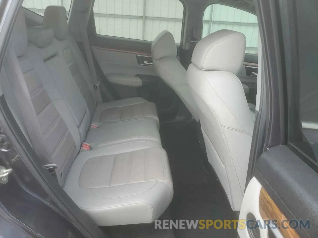 11 Photograph of a damaged car 5J6RW1H85KA006907 HONDA CRV 2019