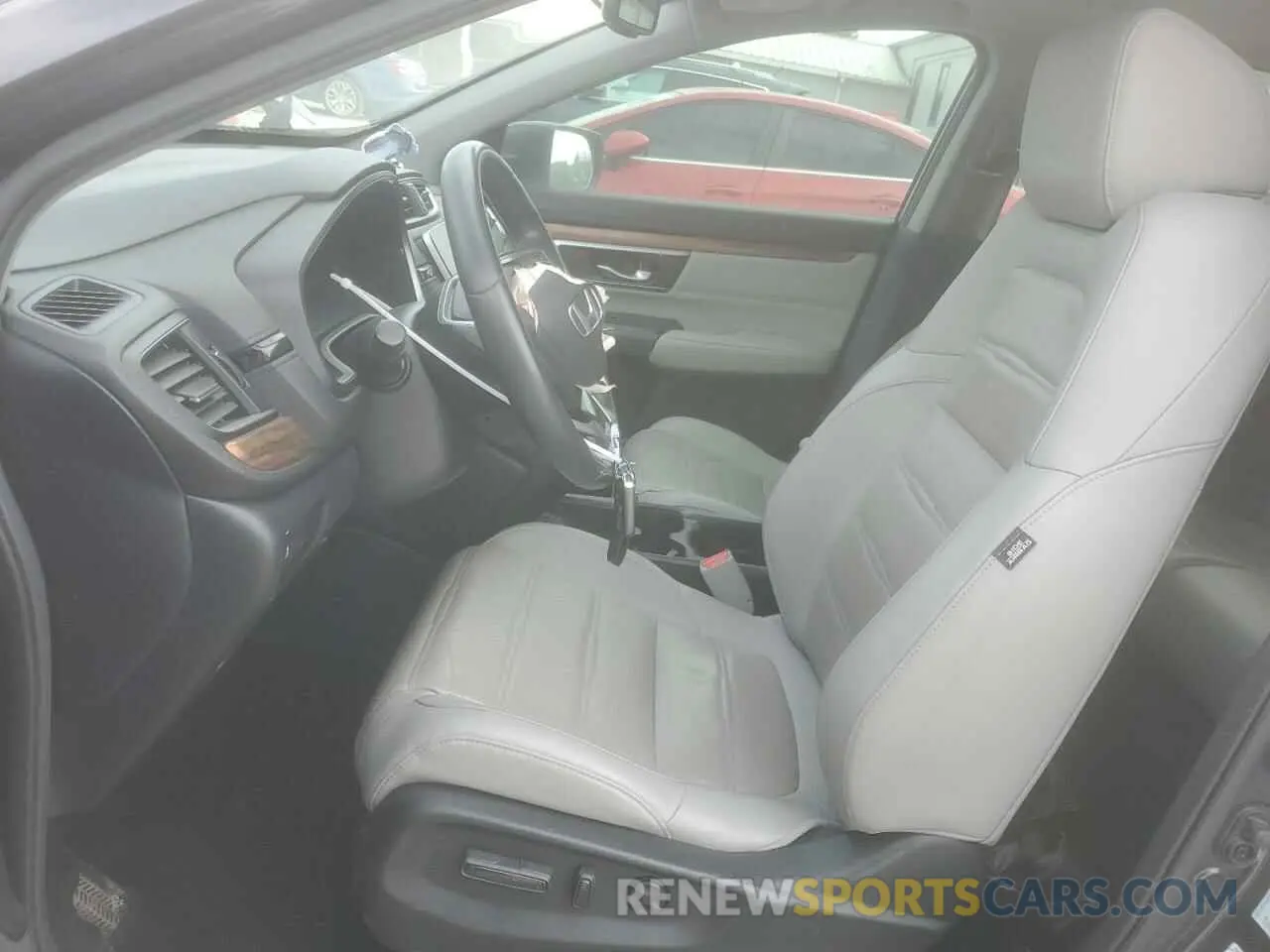 7 Photograph of a damaged car 5J6RW1H85KA006907 HONDA CRV 2019