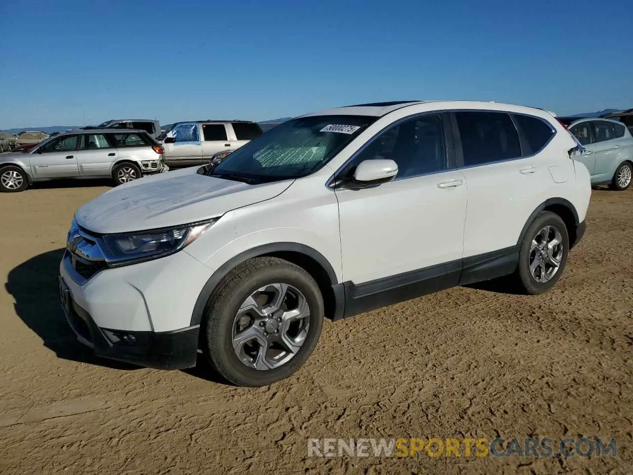 1 Photograph of a damaged car 5J6RW1H85KA037820 HONDA CRV 2019