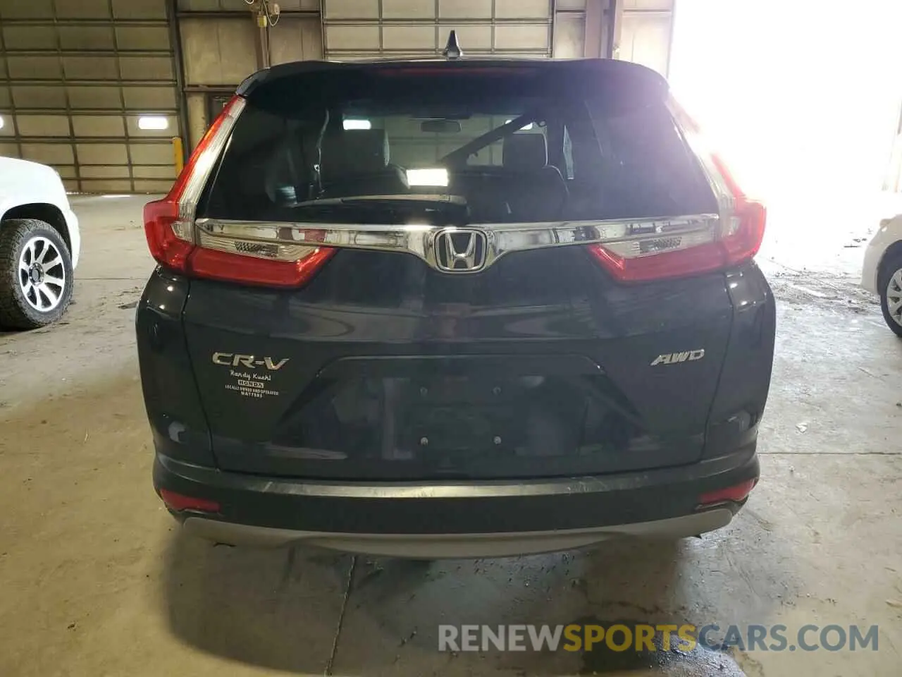 6 Фотография поврежденного автомобиля 5J6RW2H50KL030337 HONDA CRV 2019