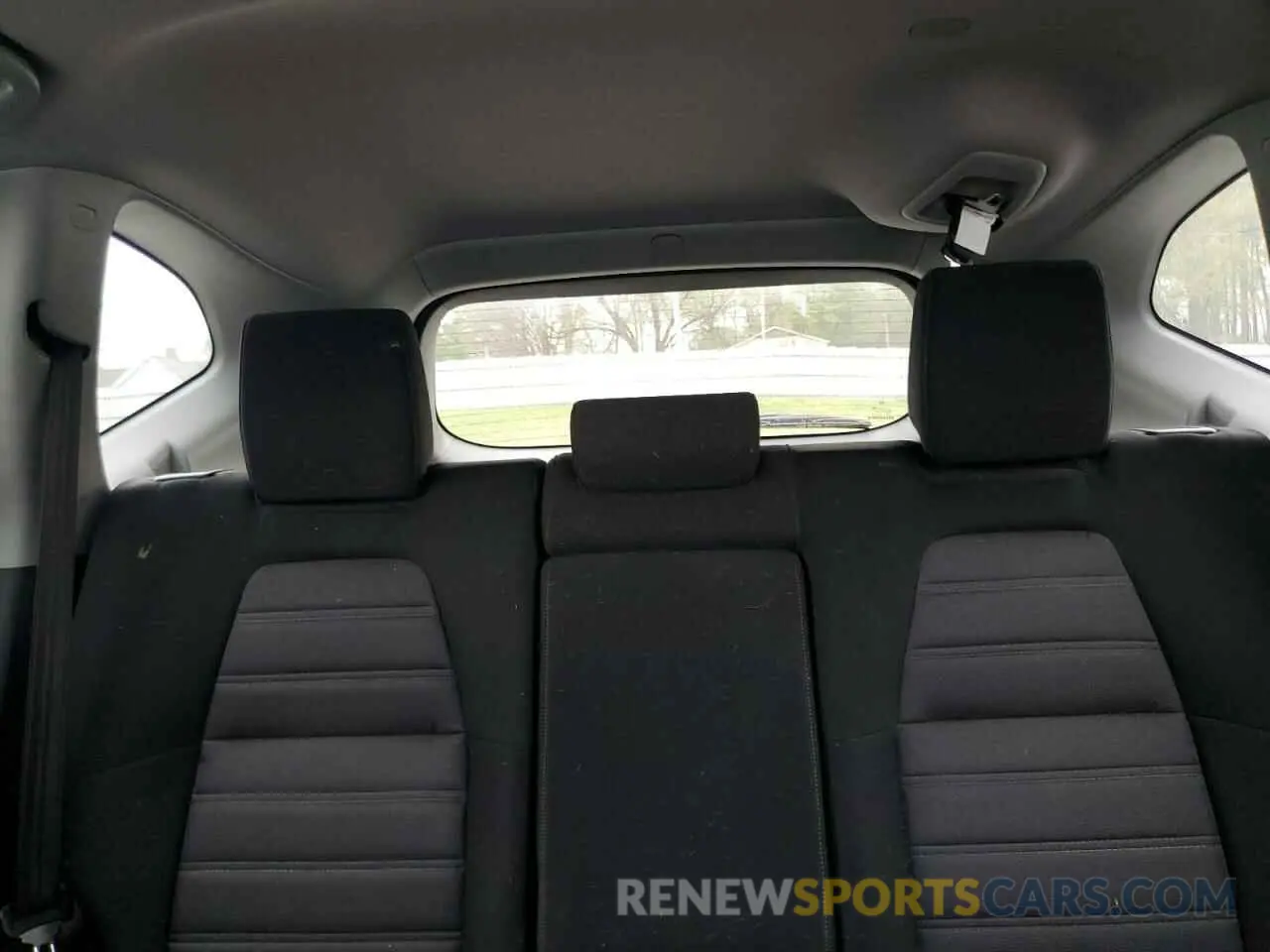10 Photograph of a damaged car 5J6RW2H51KL010453 HONDA CRV 2019