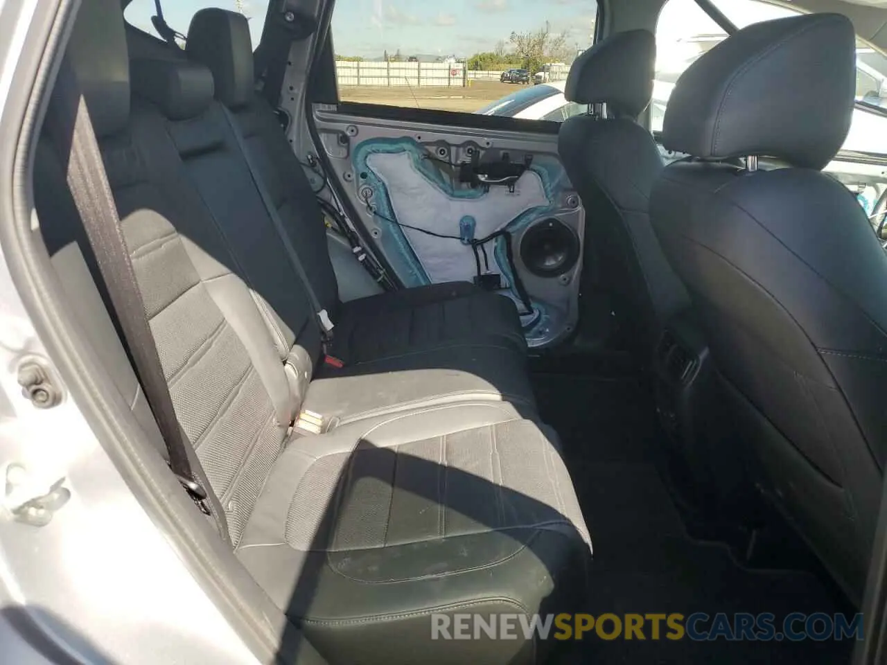 11 Фотография поврежденного автомобиля 5J6RW2H81KA009499 HONDA CRV 2019