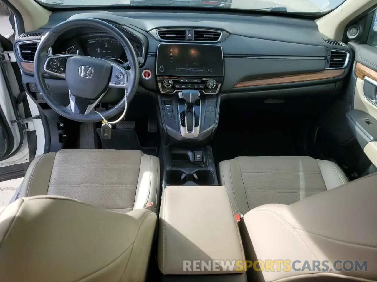 8 Photograph of a damaged car 5J6RW2H84KA019427 HONDA CRV 2019