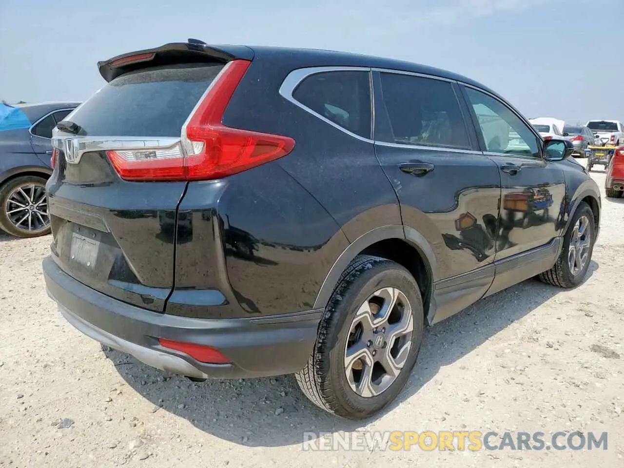 3 Фотография поврежденного автомобиля 7FARW1H52KE039158 HONDA CRV 2019