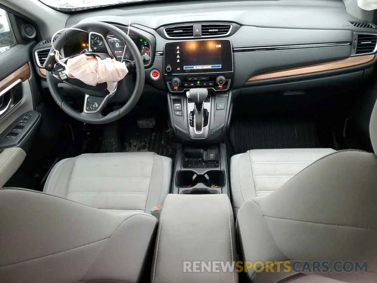 8 Photograph of a damaged car 7FARW1H53KE015418 HONDA CRV 2019