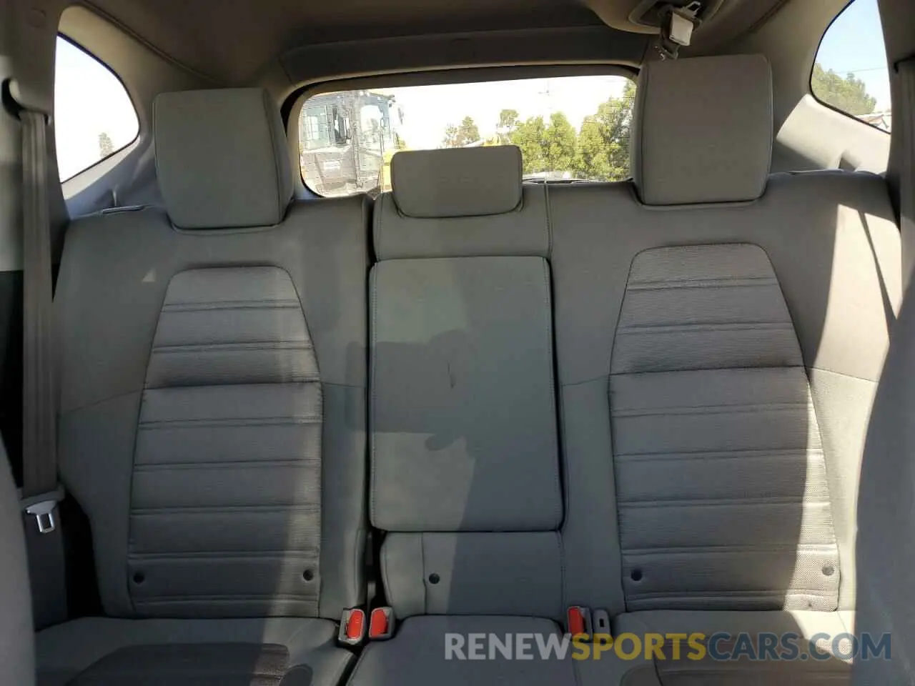 10 Photograph of a damaged car 7FARW1H55KE031376 HONDA CRV 2019