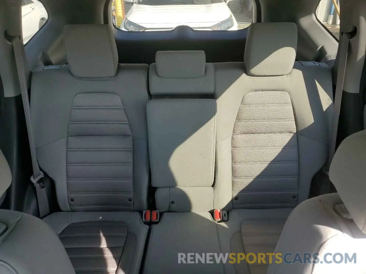 10 Photograph of a damaged car 7FARW1H56KE020564 HONDA CRV 2019