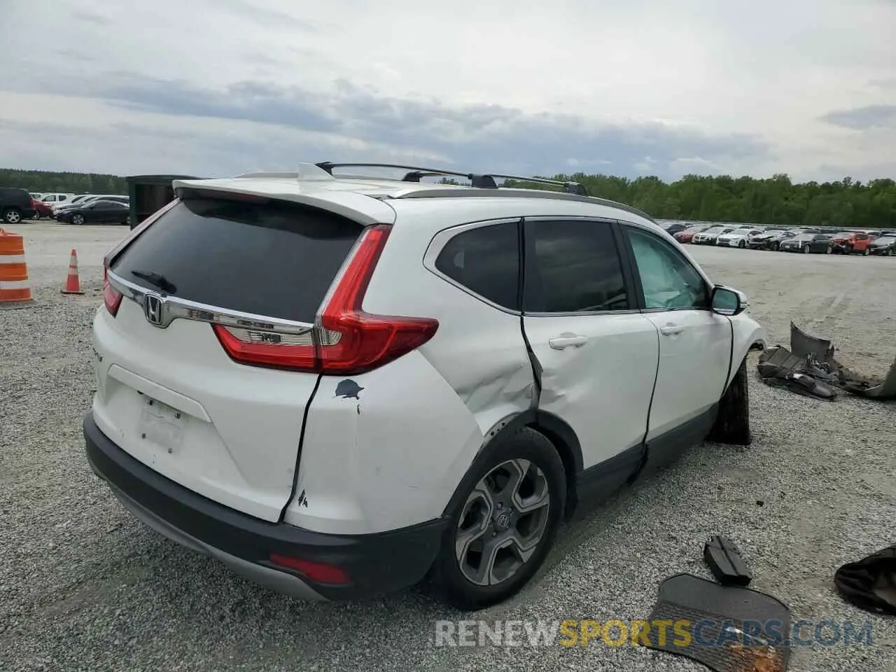 3 Photograph of a damaged car 7FARW1H59KE018694 HONDA CRV 2019