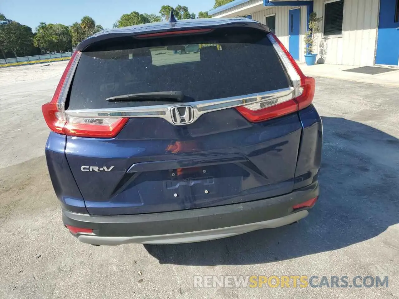6 Photograph of a damaged car 7FARW1H59KE035138 HONDA CRV 2019