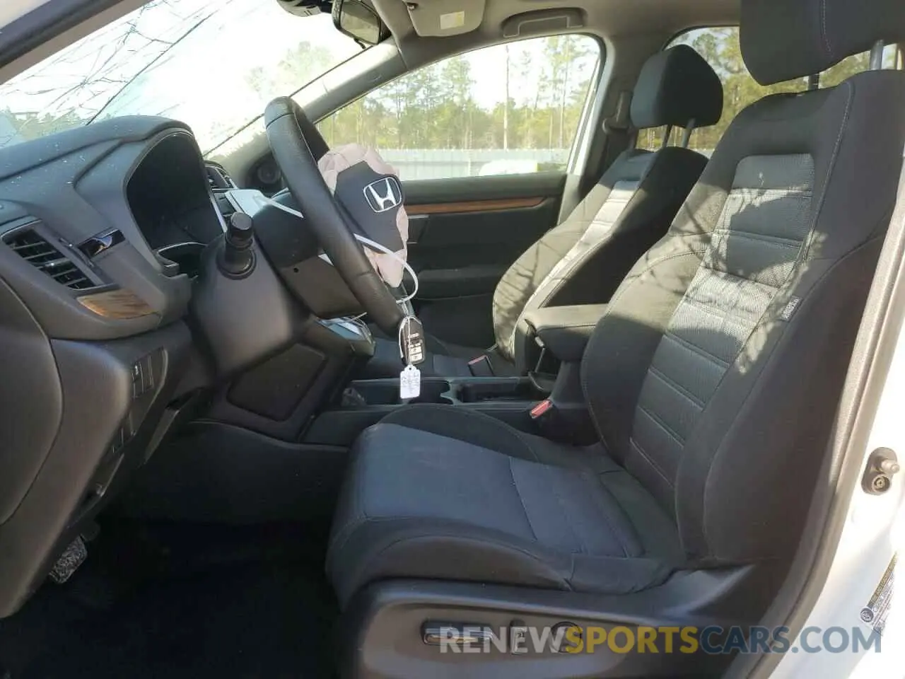7 Photograph of a damaged car 7FARW1H5XKE024942 HONDA CRV 2019