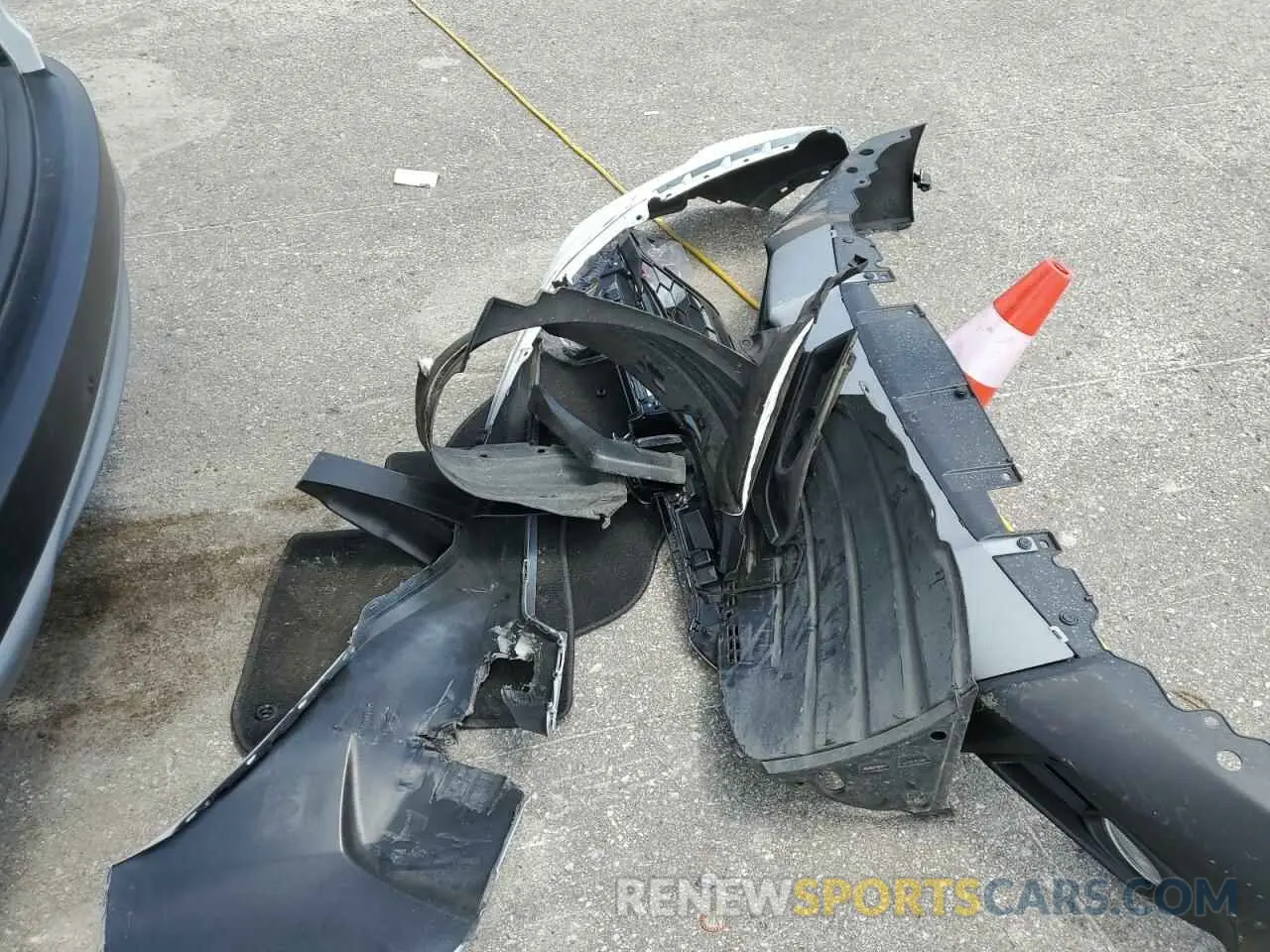13 Photograph of a damaged car 7FARW1H81KE022216 HONDA CRV 2019