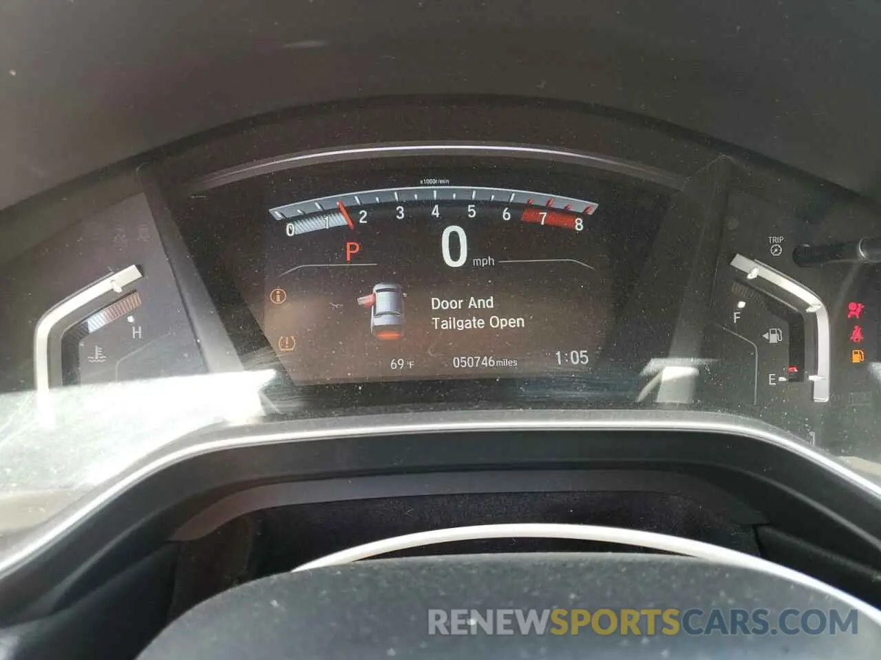 9 Photograph of a damaged car 7FARW1H81KE022216 HONDA CRV 2019