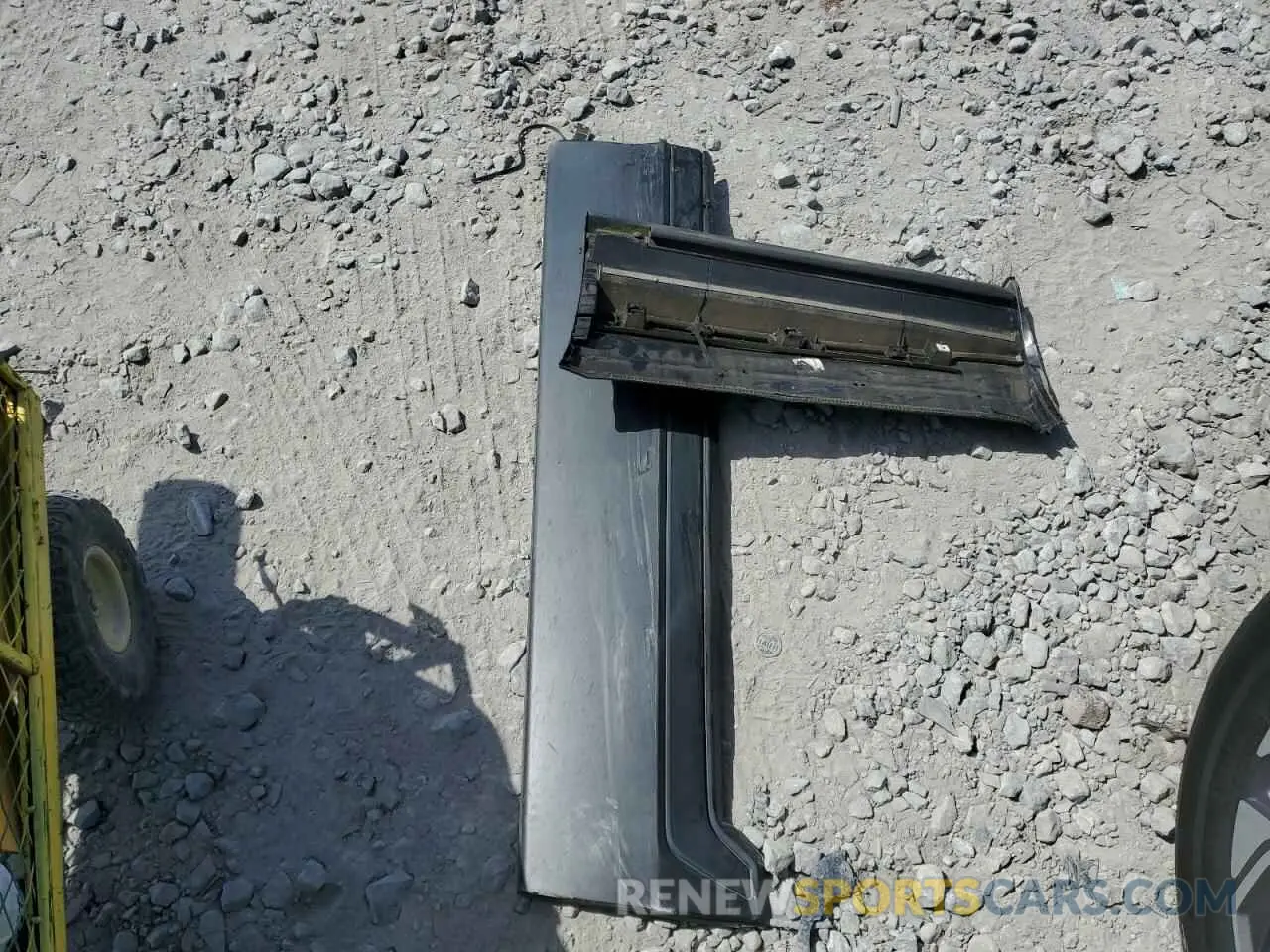 13 Photograph of a damaged car 7FARW1H87KE003508 HONDA CRV 2019