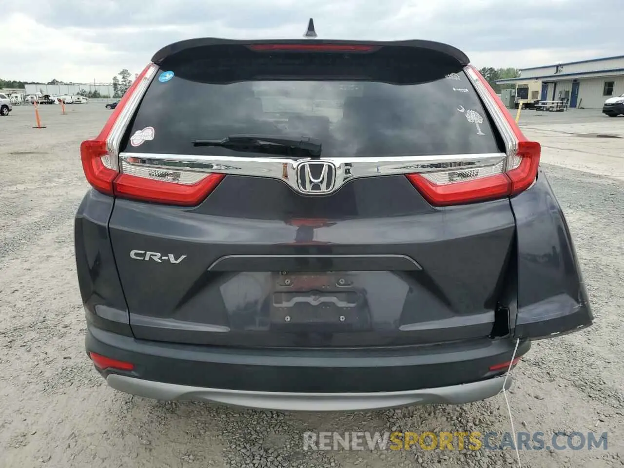 6 Photograph of a damaged car 7FARW1H87KE011138 HONDA CRV 2019