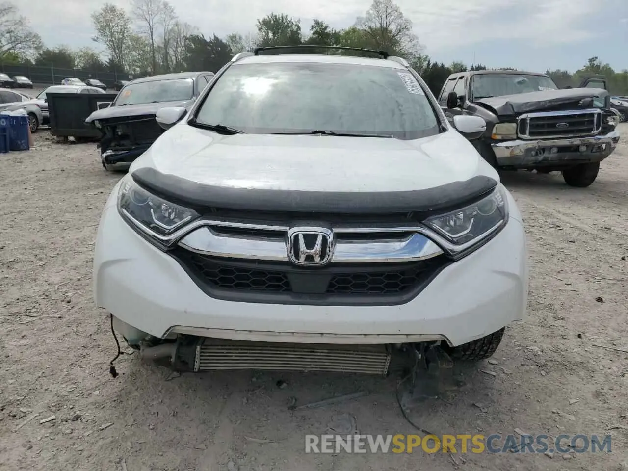 5 Photograph of a damaged car 7FARW1H87KE039473 HONDA CRV 2019