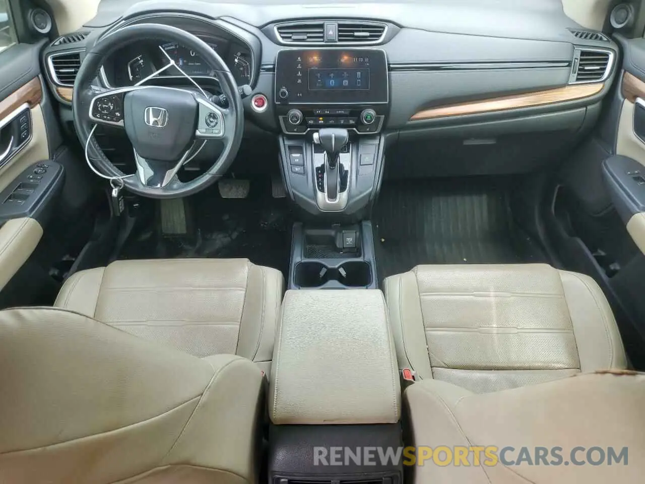 8 Photograph of a damaged car 7FARW1H87KE039473 HONDA CRV 2019