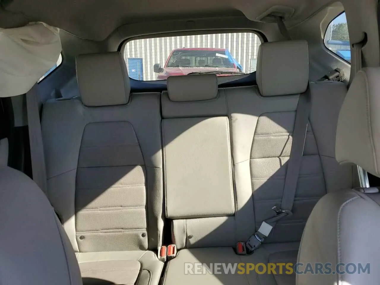 10 Photograph of a damaged car 7FARW1H88KE013061 HONDA CRV 2019
