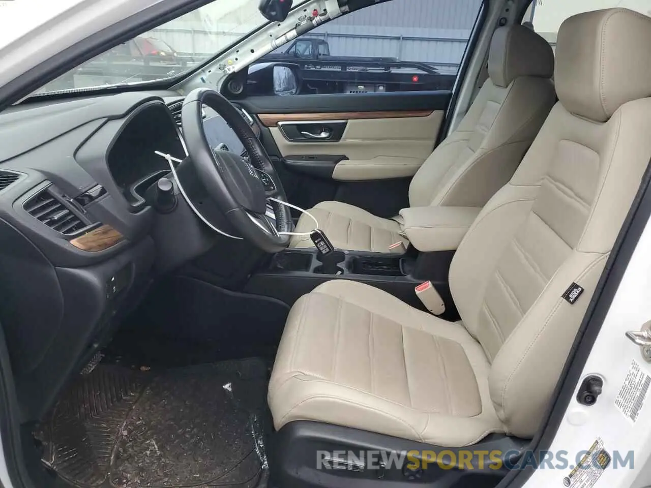 7 Photograph of a damaged car 7FARW1H92KE012139 HONDA CRV 2019