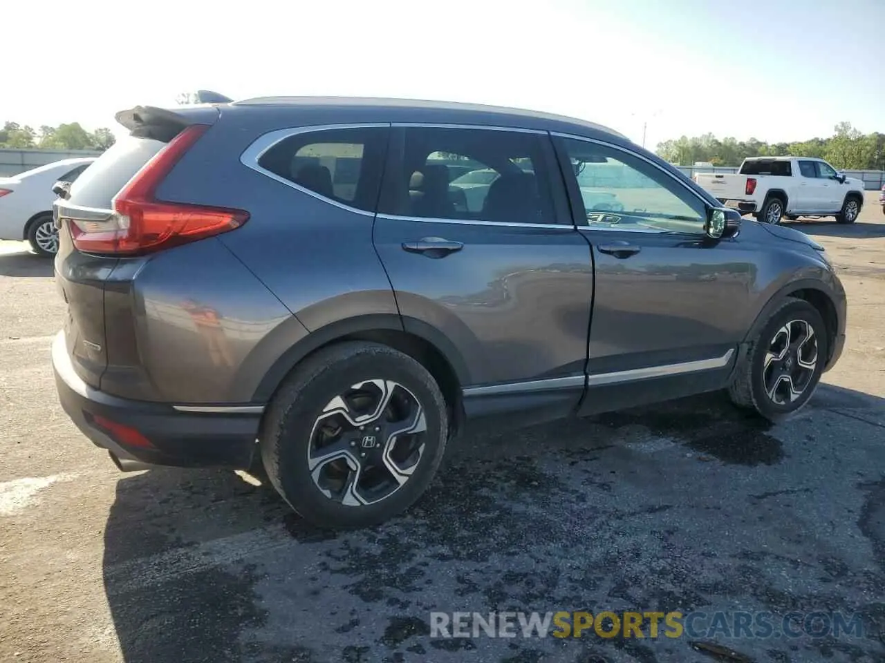 3 Photograph of a damaged car 7FARW1H97KE001010 HONDA CRV 2019