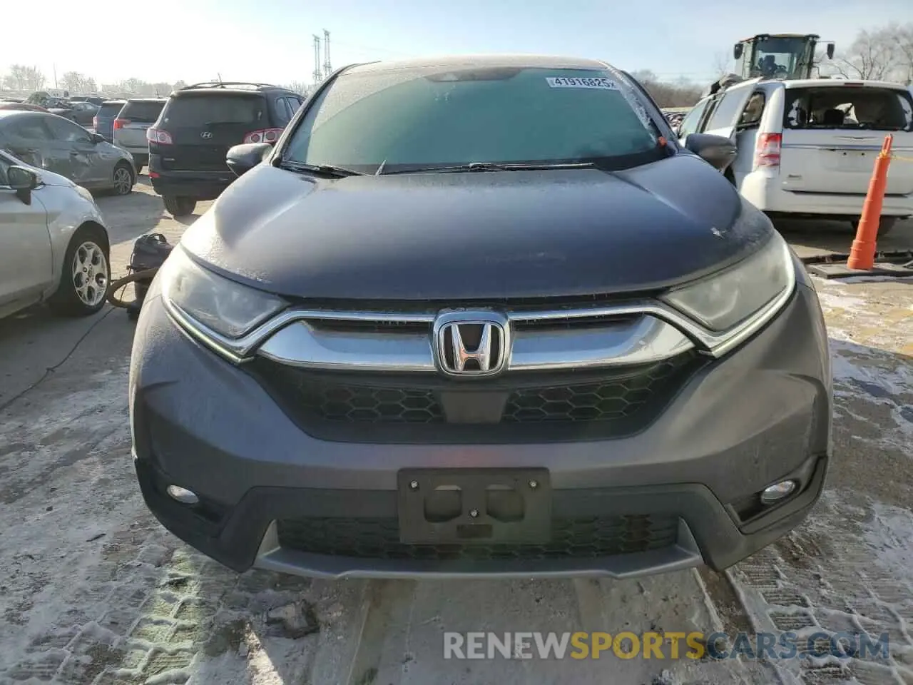 5 Photograph of a damaged car 7FARW2H51KE018694 HONDA CRV 2019