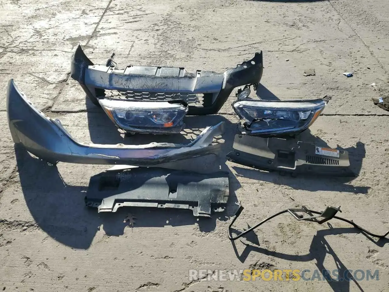 13 Photograph of a damaged car 7FARW2H51KE046155 HONDA CRV 2019