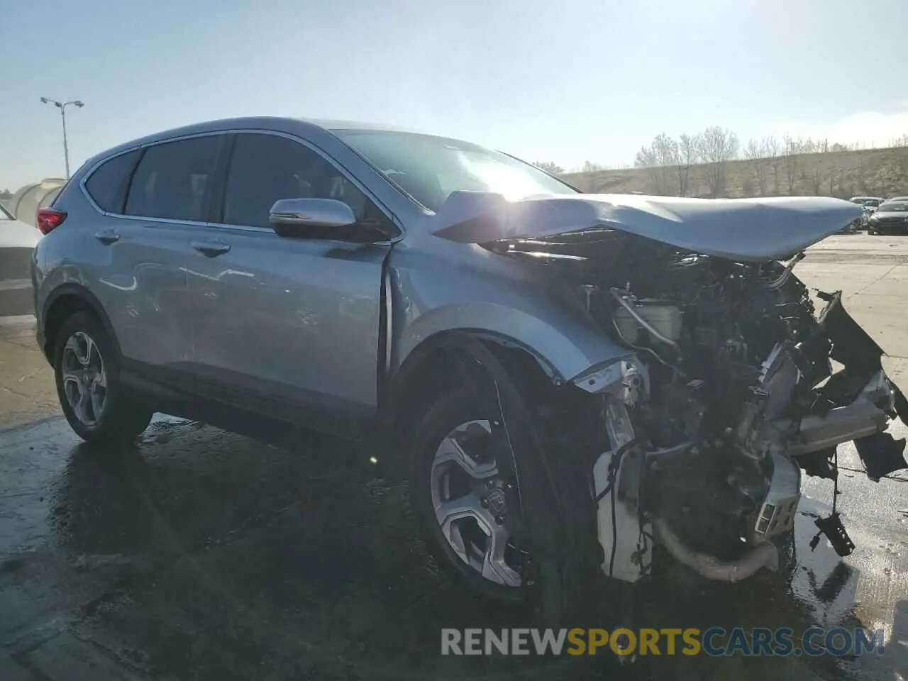 4 Photograph of a damaged car 7FARW2H51KE046155 HONDA CRV 2019