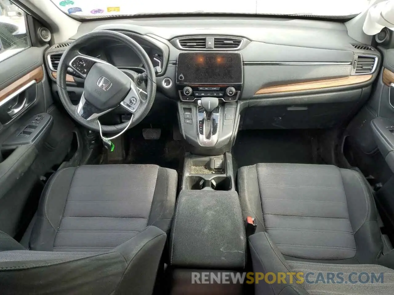 8 Photograph of a damaged car 7FARW2H52KE006859 HONDA CRV 2019