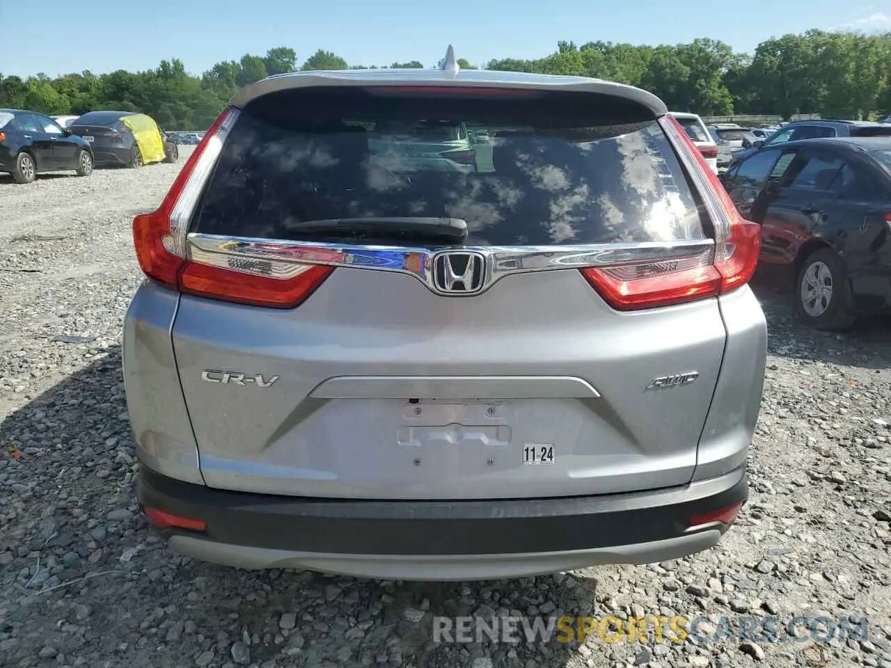 6 Photograph of a damaged car 7FARW2H52KE048478 HONDA CRV 2019