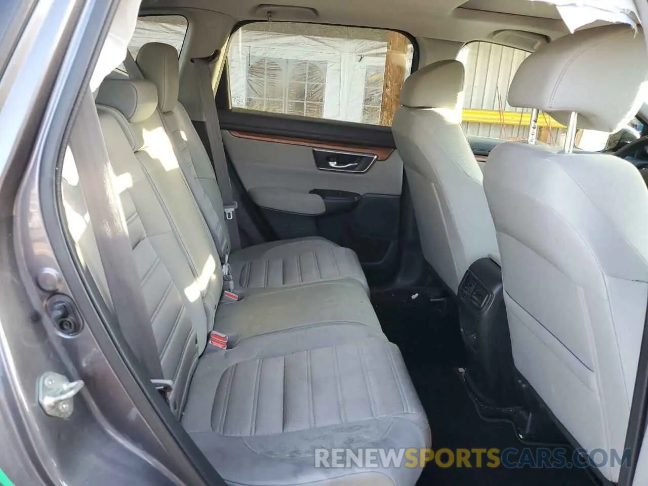 10 Фотография поврежденного автомобиля 7FARW2H53KE033231 HONDA CRV 2019