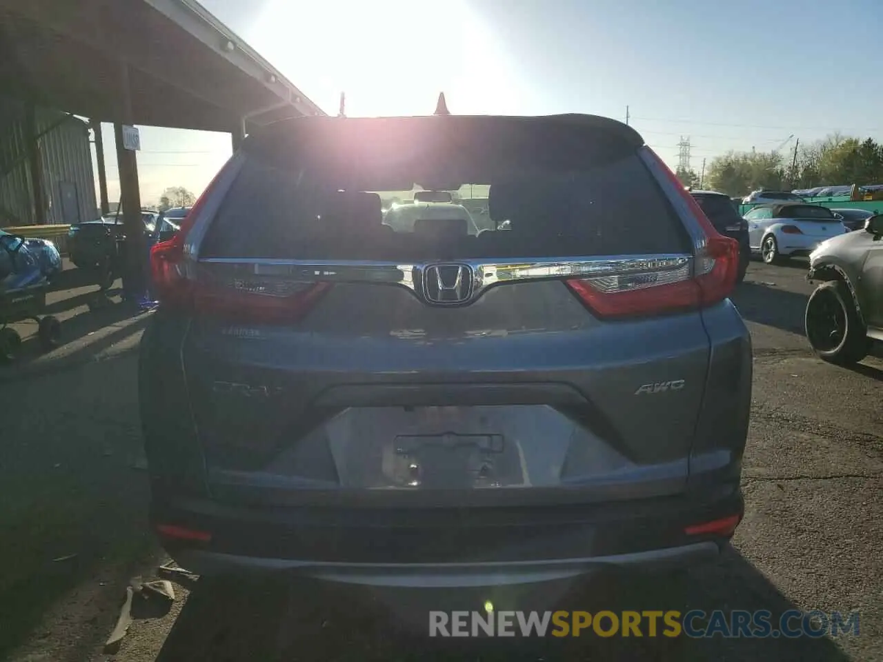 6 Фотография поврежденного автомобиля 7FARW2H53KE033231 HONDA CRV 2019