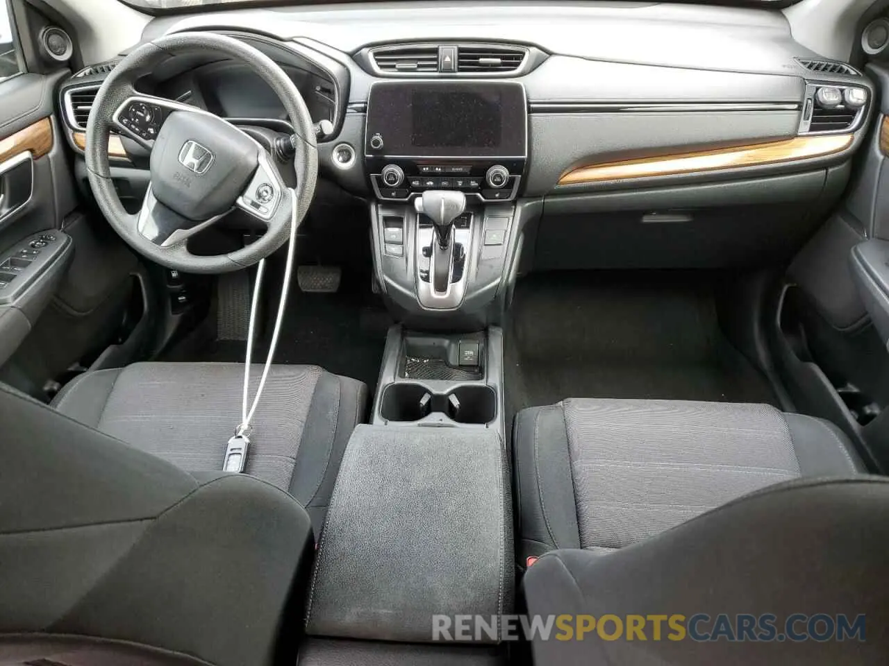 8 Photograph of a damaged car 7FARW2H53KE044861 HONDA CRV 2019