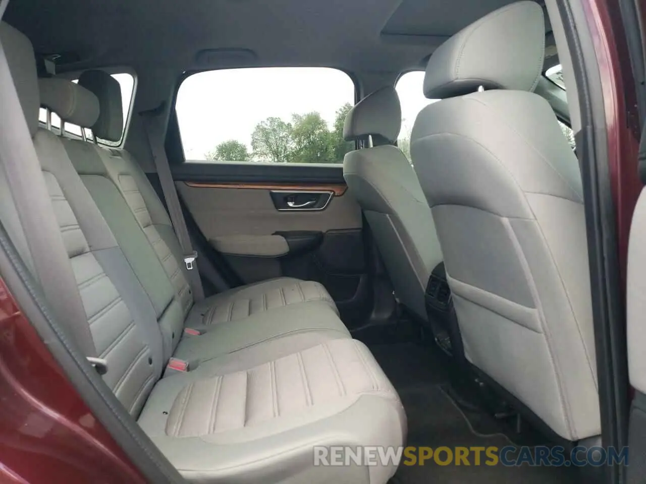 11 Photograph of a damaged car 7FARW2H54KE051656 HONDA CRV 2019