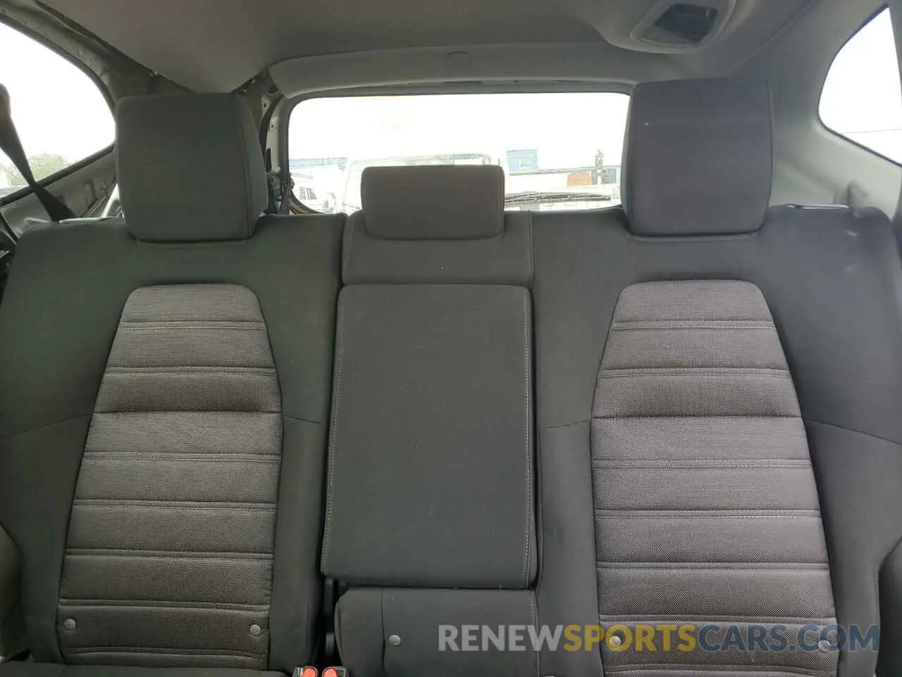 10 Photograph of a damaged car 7FARW2H59KE005658 HONDA CRV 2019