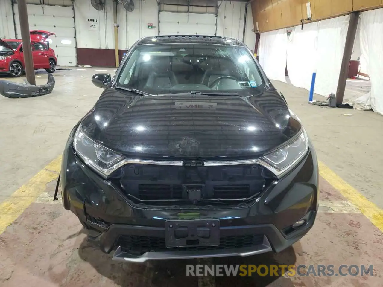 5 Photograph of a damaged car 7FARW2H81KE023078 HONDA CRV 2019