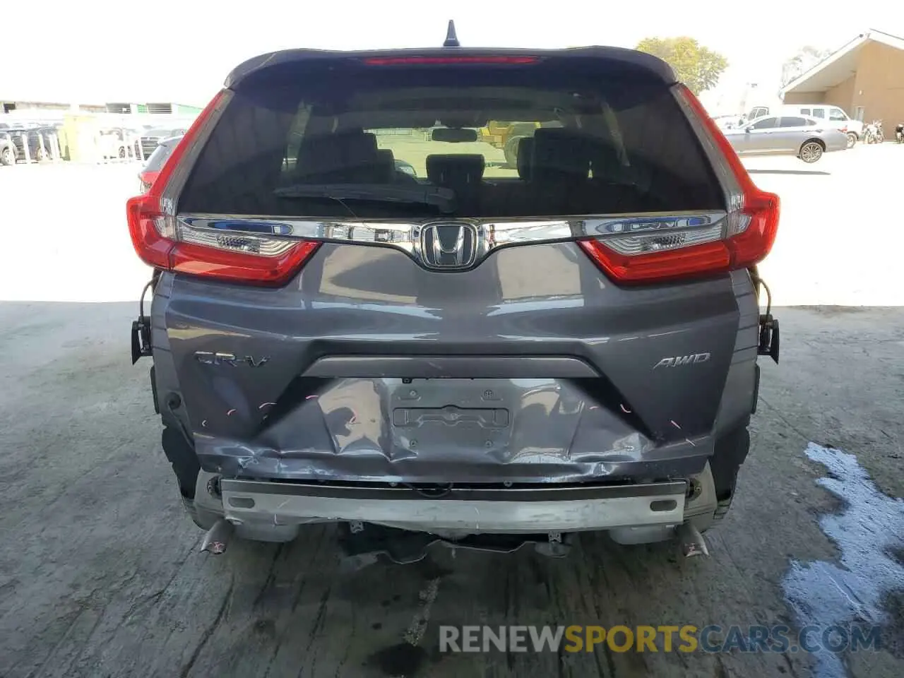 6 Фотография поврежденного автомобиля 7FARW2H81KE042990 HONDA CRV 2019