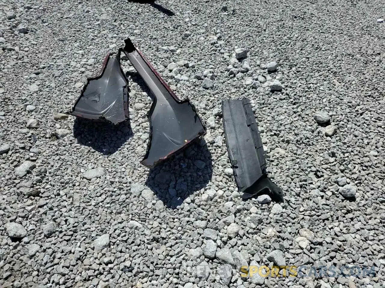 13 Photograph of a damaged car 7FARW2H81KE058221 HONDA CRV 2019