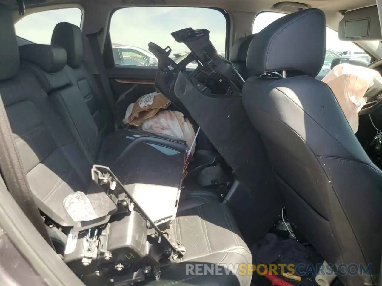 10 Photograph of a damaged car 7FARW2H82KE042948 HONDA CRV 2019