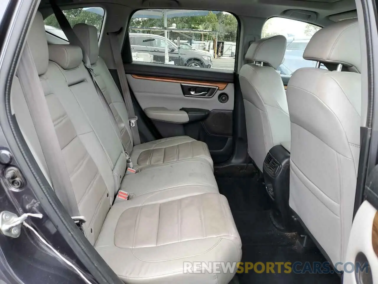 12 Photograph of a damaged car 7FARW2H83KE000837 HONDA CRV 2019