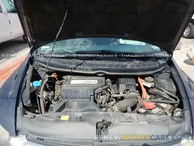 7 Photograph of a damaged car 7FARW2H84KE015685 HONDA CRV 2019