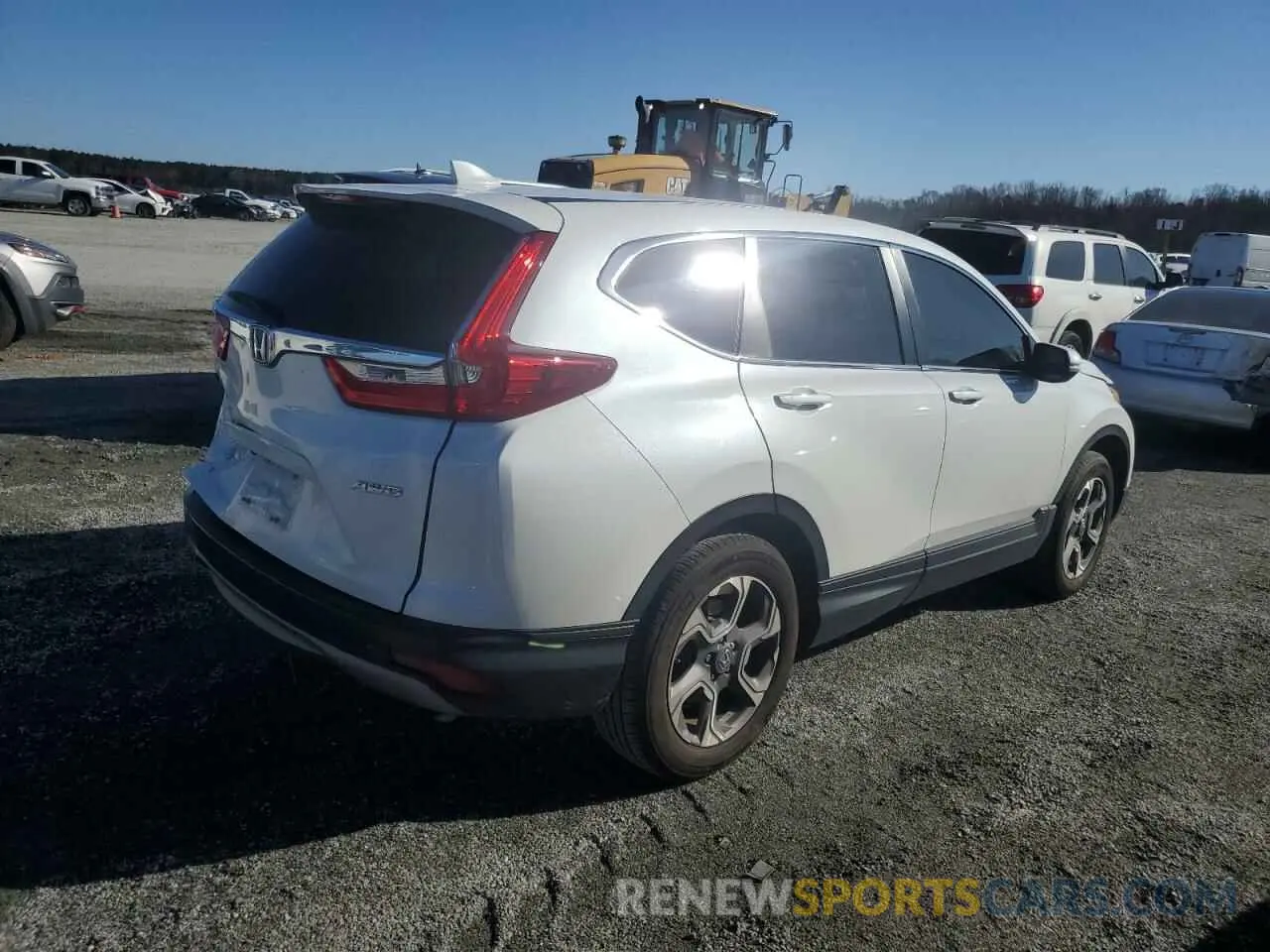 3 Фотография поврежденного автомобиля 7FARW2H85KE026663 HONDA CRV 2019