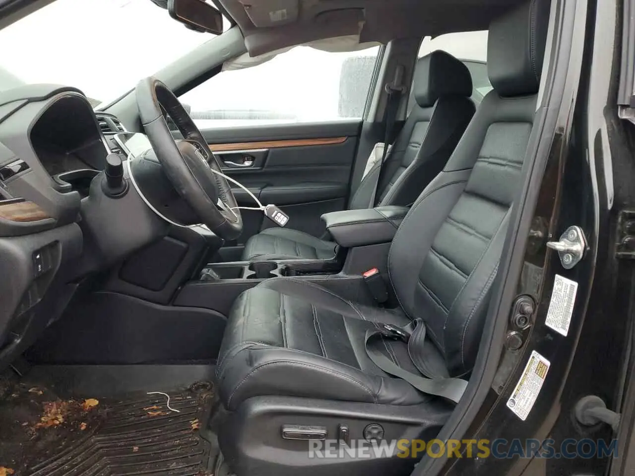 7 Photograph of a damaged car 7FARW2H88KE035910 HONDA CRV 2019