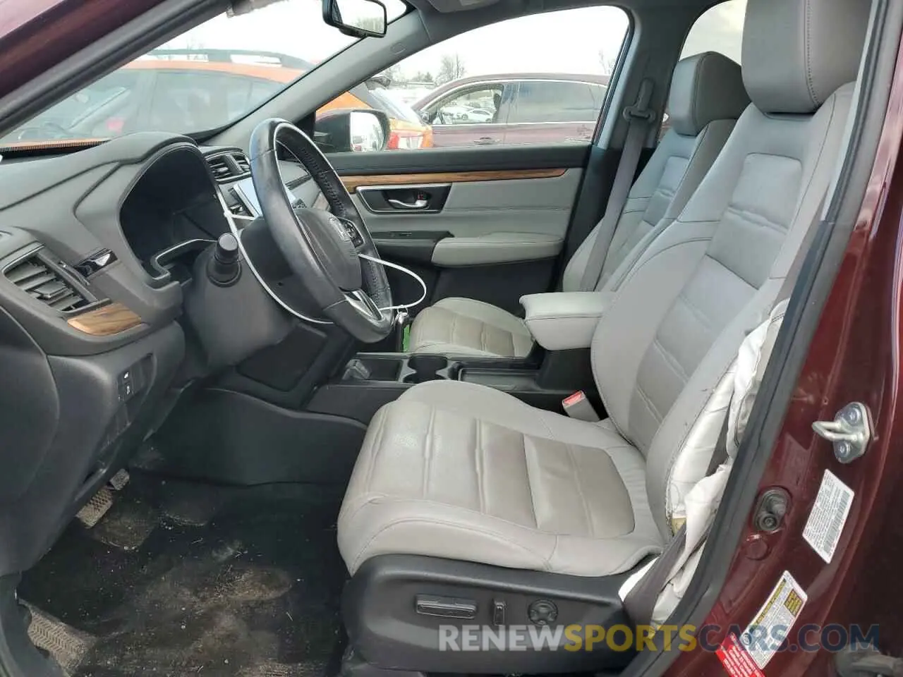 7 Photograph of a damaged car 7FARW2H88KE044431 HONDA CRV 2019