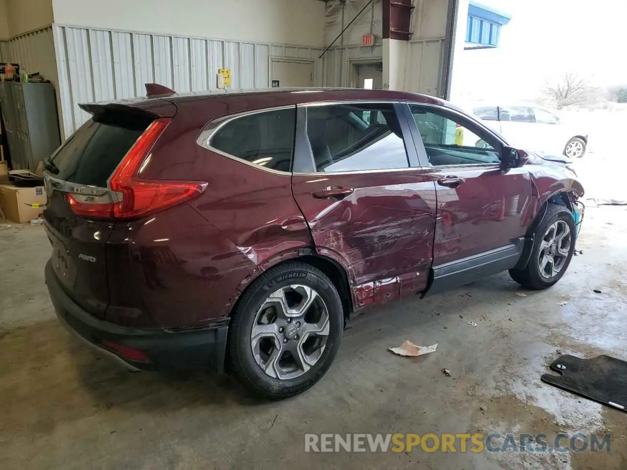 3 Photograph of a damaged car 7FARW2H89KE015049 HONDA CRV 2019