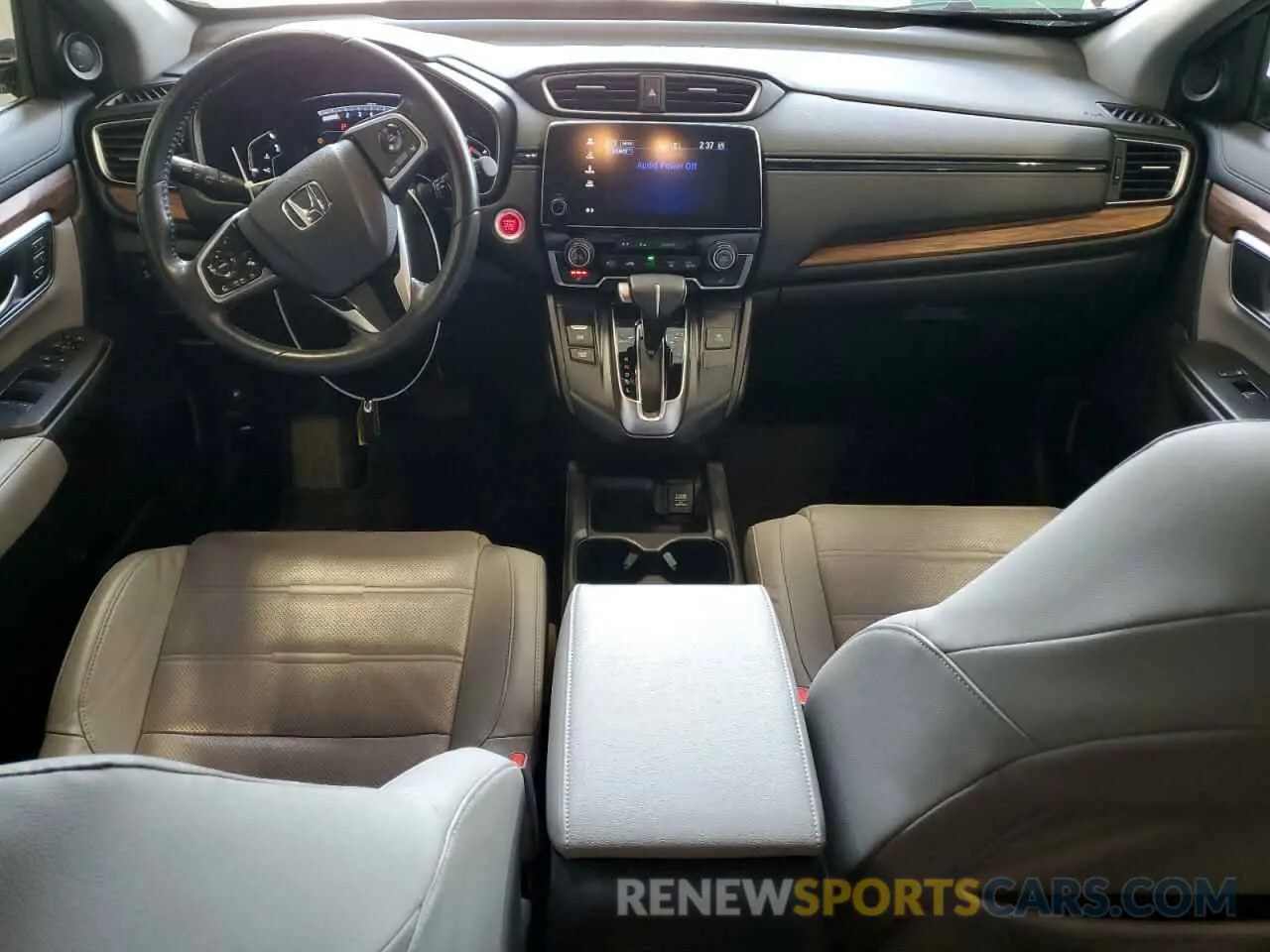 8 Photograph of a damaged car 7FARW2H89KE015049 HONDA CRV 2019