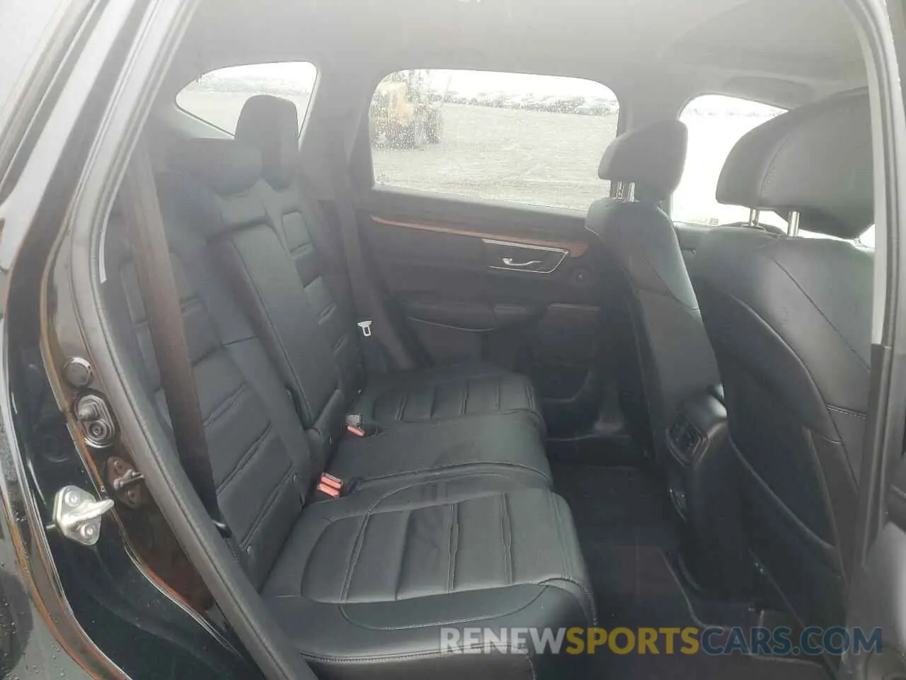 11 Photograph of a damaged car 7FARW2H89KE058127 HONDA CRV 2019