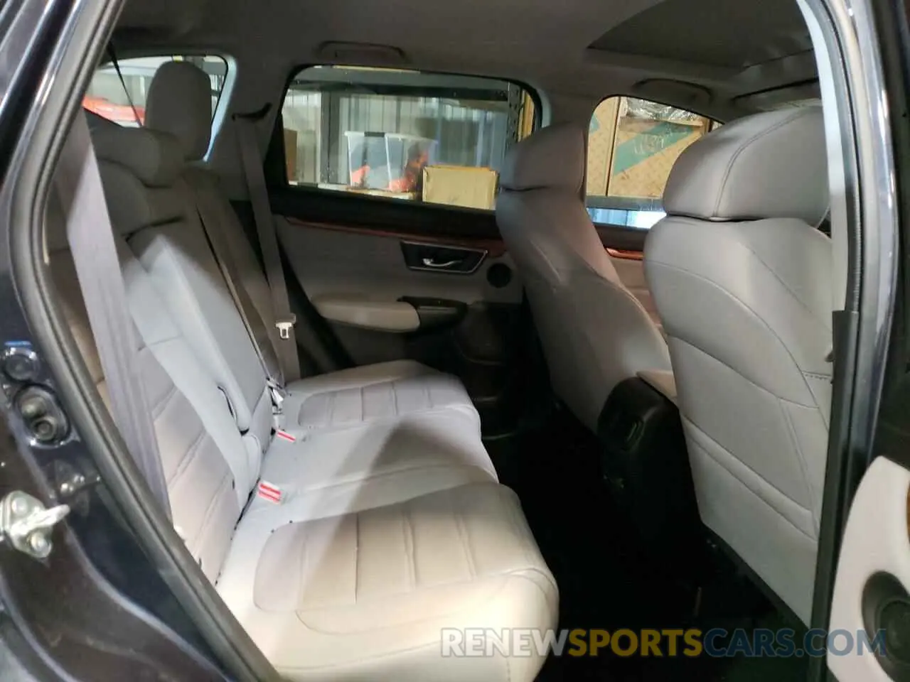 10 Photograph of a damaged car 7FARW2H8XKE017148 HONDA CRV 2019