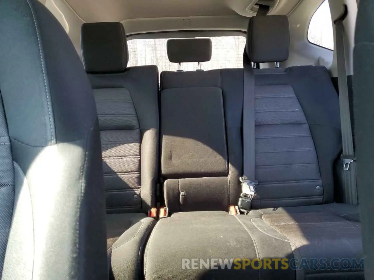 10 Фотография поврежденного автомобиля JHLRW2H51KX013502 HONDA CRV 2019