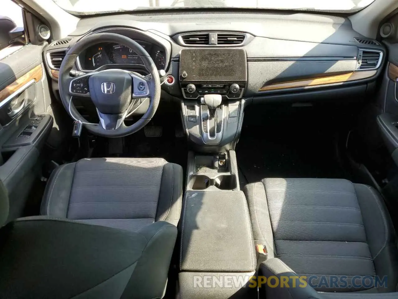 8 Фотография поврежденного автомобиля JHLRW2H51KX013502 HONDA CRV 2019